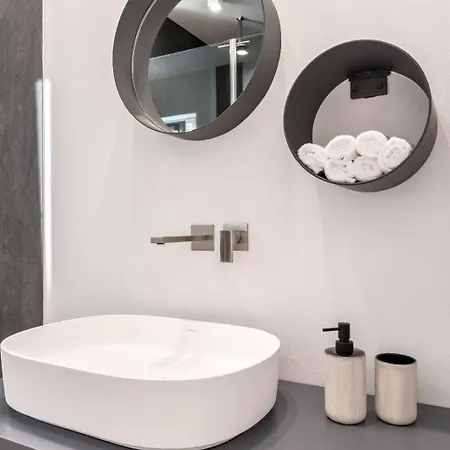 Modern Luxury Hidden Gem Close To Dei Marmi Forte dei Marmi
